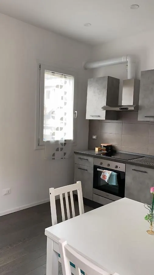 Momy House Apartment San Dona di Piave 0*,